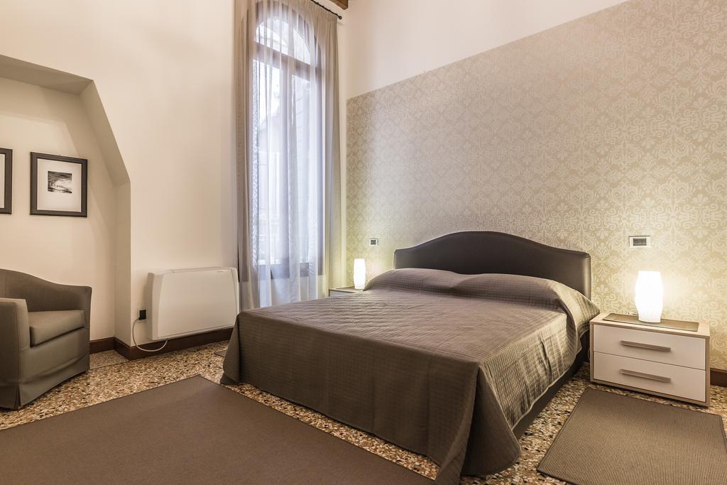 Ca' Del Monastero 3 Collection Apartment For 4 Guests With Lift เวนิส ห้อง รูปภาพ